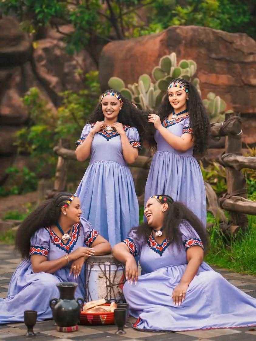 Bahgi traditional clothing 